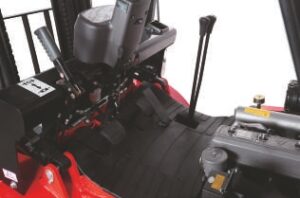 Бензиновый погрузчик EP CPQD18T8 2F300 Nissan K21